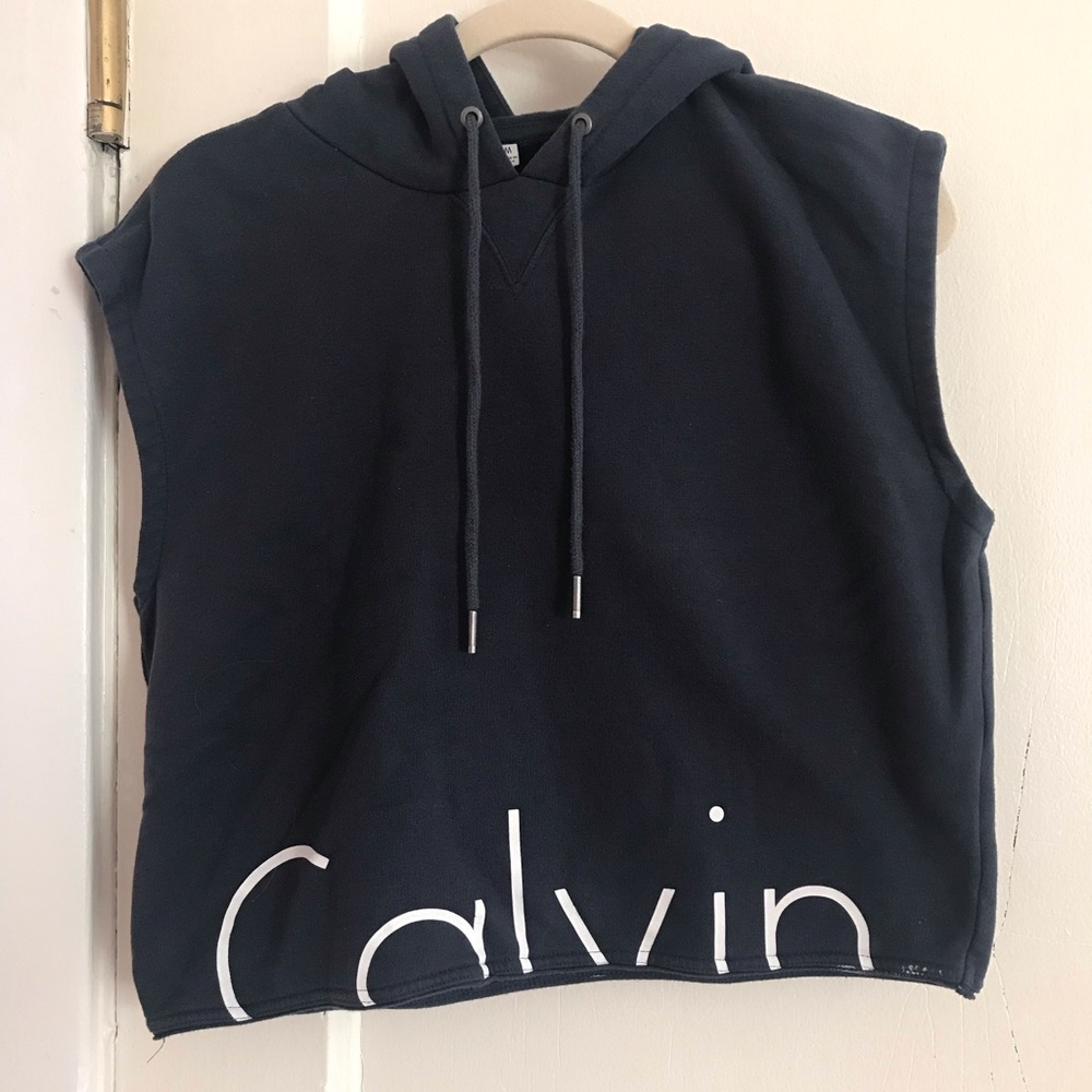 Calvin Klein cropped sleeveless sweatshirt